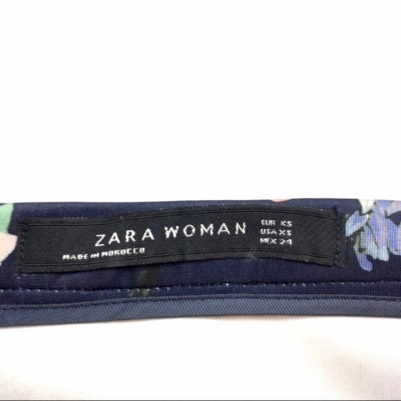 Zara Floral Print Ruffle Hem Mini Skater Skirt in Navy Blue - Picture 5 of 6